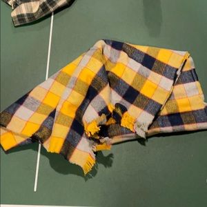 Brooks brothers cashmere scarf